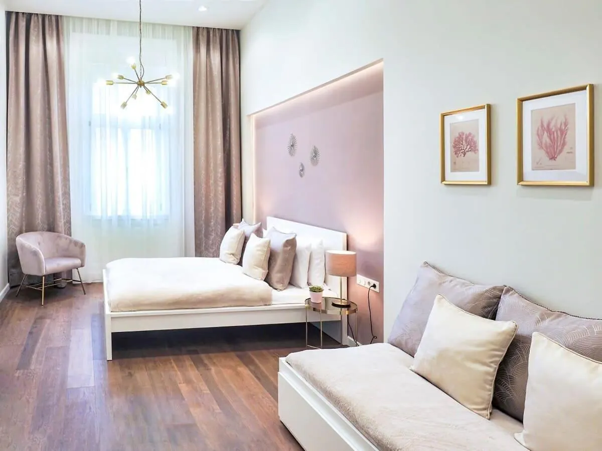 New Chic & Very Central Budapest
