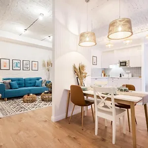 Roomli Boho Chic Budapest